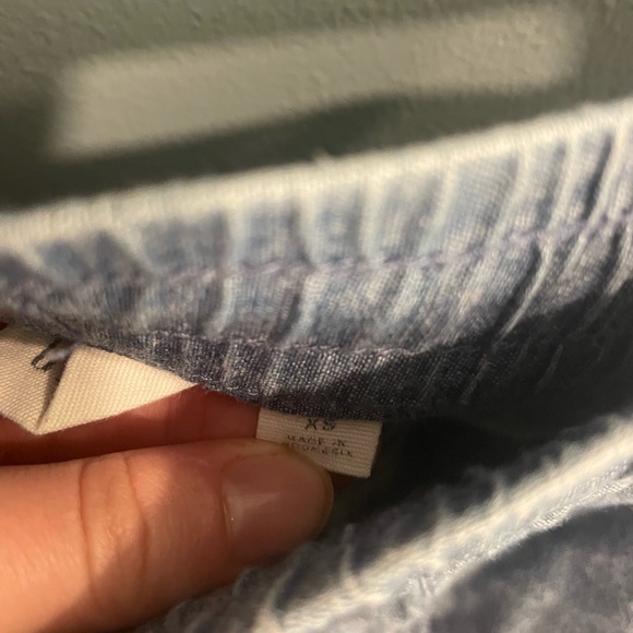 Stretchy Denim Shorts - Picture 4 of 4